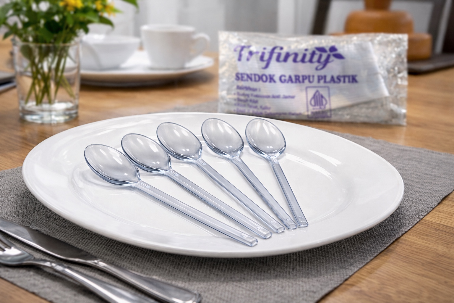 Buktikan Kualitas Lokal, Sendok Plastik Merk Trifinity Siap Geser Standar Produk Impor